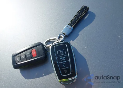 2024 Toyota Rav4 Xle z USA, uszkodzony, nr VIN 2T3P1RFV9RW470071